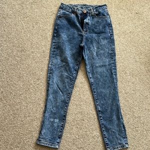 No Boundaries Jeans
